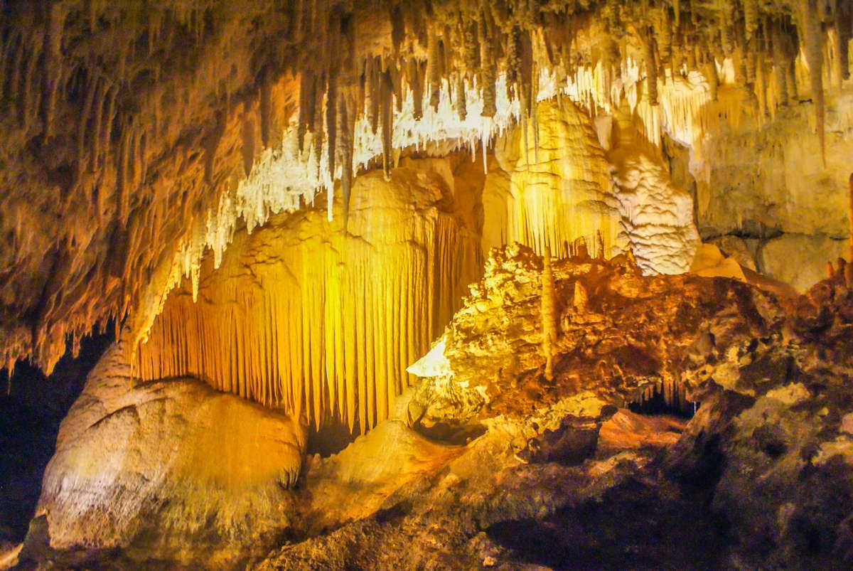 Jewel Cave